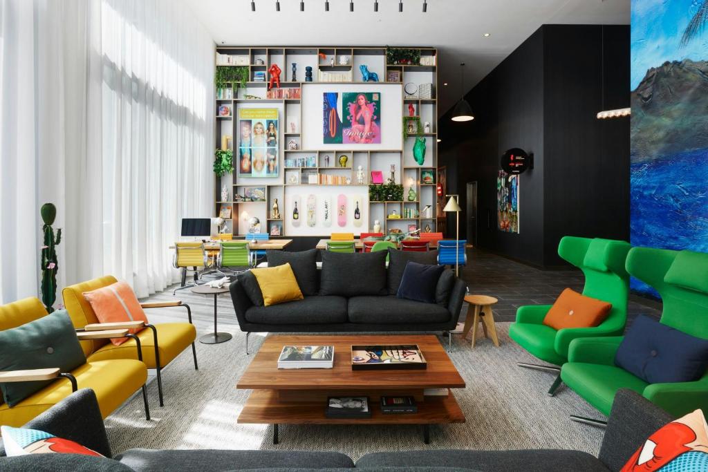 citizenM Los Angeles Downtown – Moderne Stadthotel zum günstigen Preis in LA